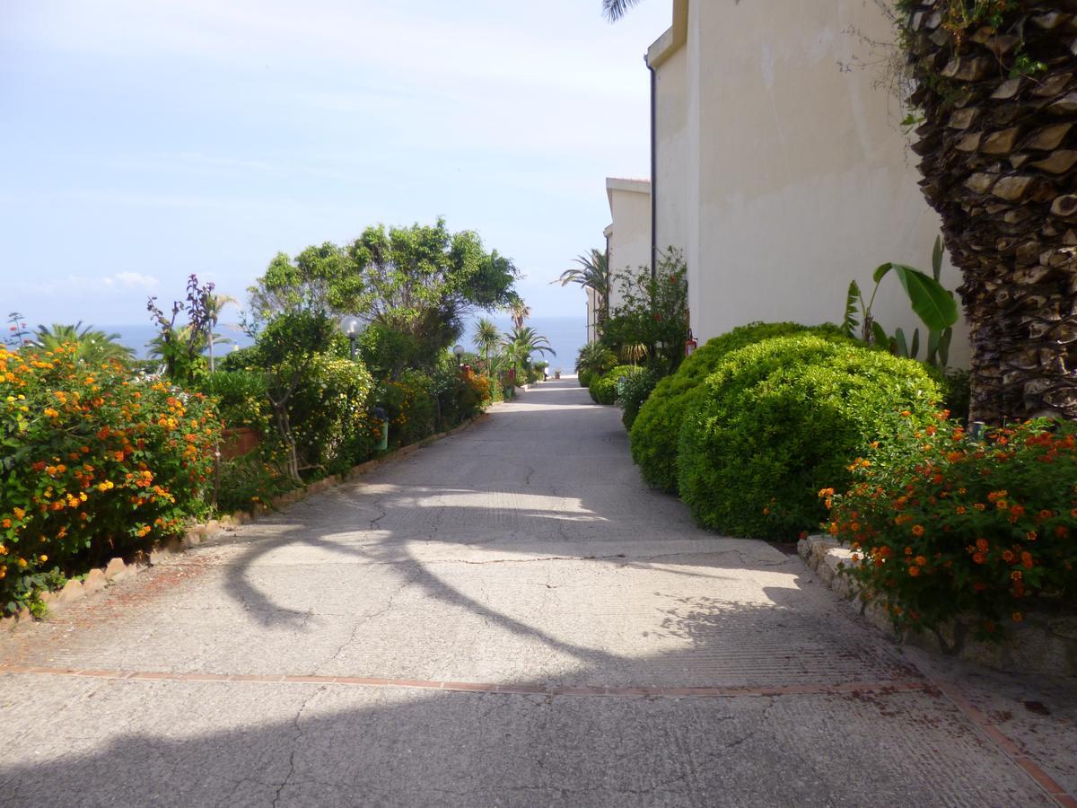 Il Poggio Di Tropea Hotell Parghelia Exteriör bild