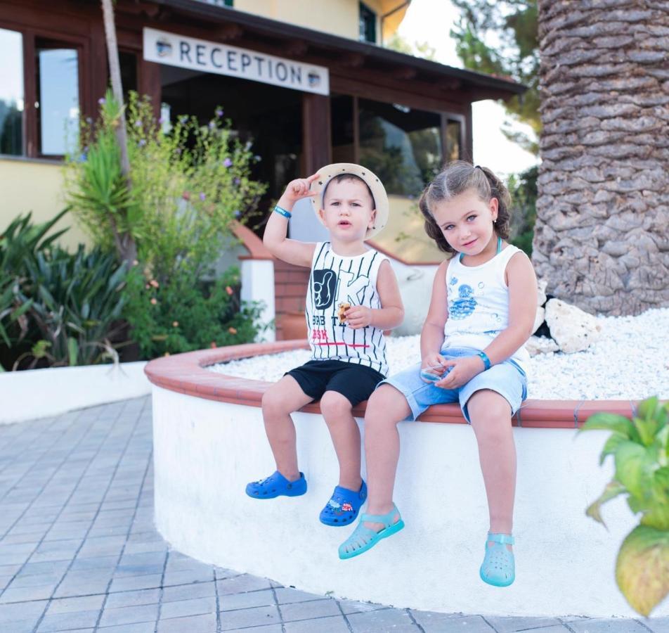 Il Poggio Di Tropea Hotell Parghelia Exteriör bild