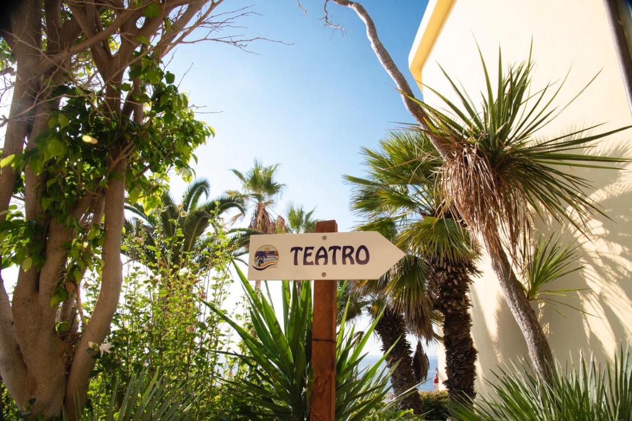 Il Poggio Di Tropea Hotell Parghelia Exteriör bild