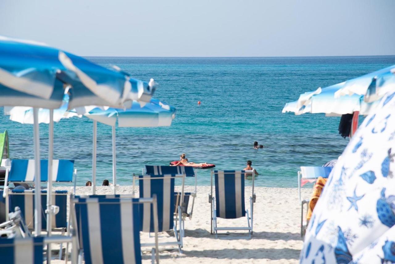 Il Poggio Di Tropea Hotell Parghelia Exteriör bild